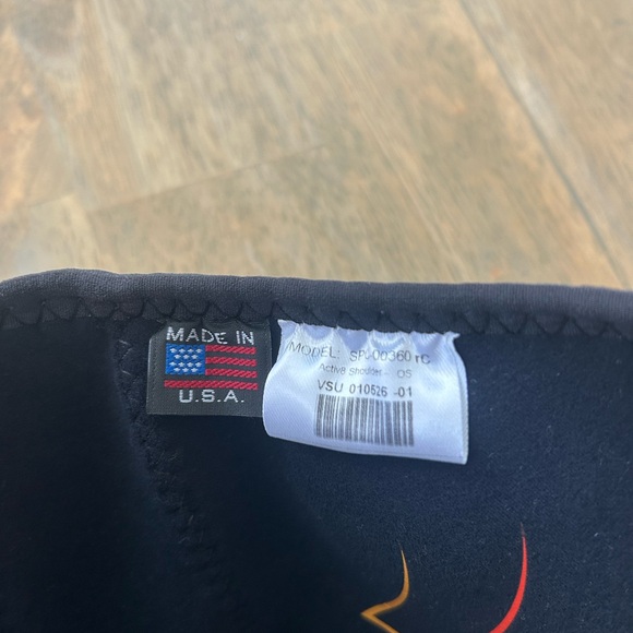 Activ8 by OrthoCor Shoulder System Orthopedic Brace Black OS - Picture 5 of 6